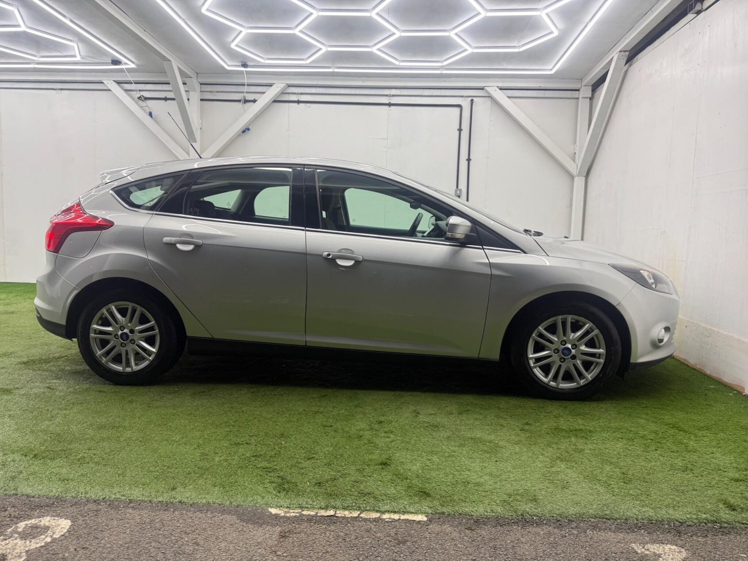 Used Ford Focus 2012 for sale - 77344521: Photo 5