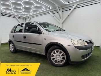 Used Vauxhall Corsa 2003 for sale - 79576221: Photo