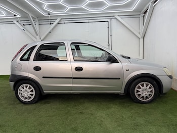 Used Vauxhall Corsa 2003 for sale - 79576221: Photo