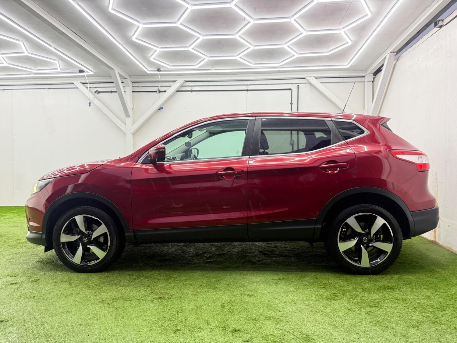 Used Nissan Qashqai 2015 for sale - 77203093: Photo 10