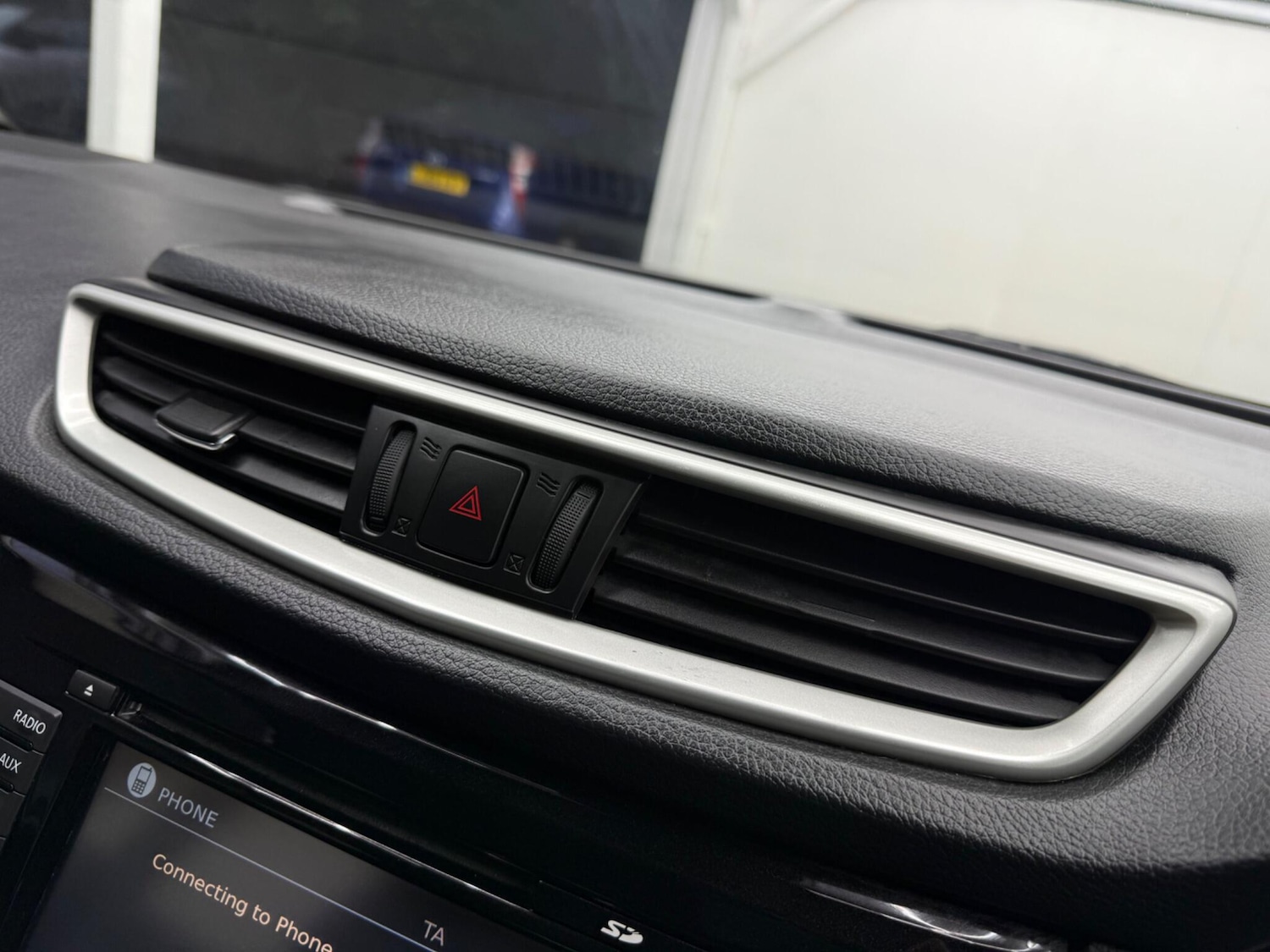 Used Nissan Qashqai 2015 for sale - 77203093: Photo 44