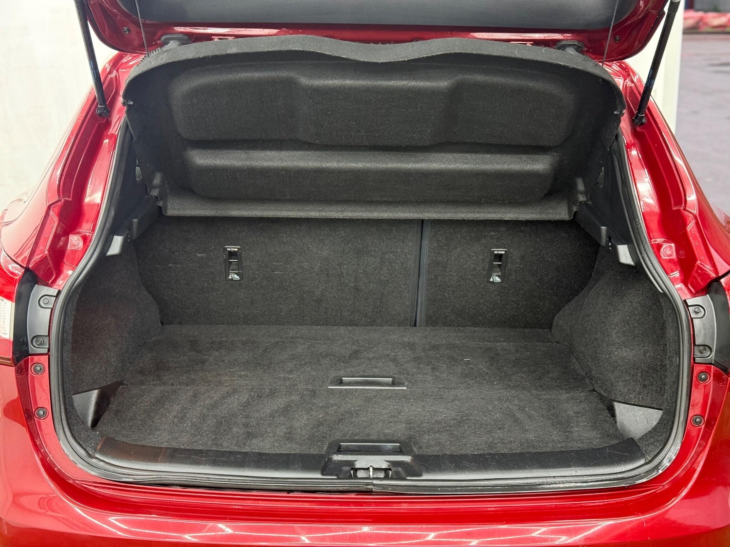 Used Nissan Qashqai 2015 for sale - 77203093: Photo 8