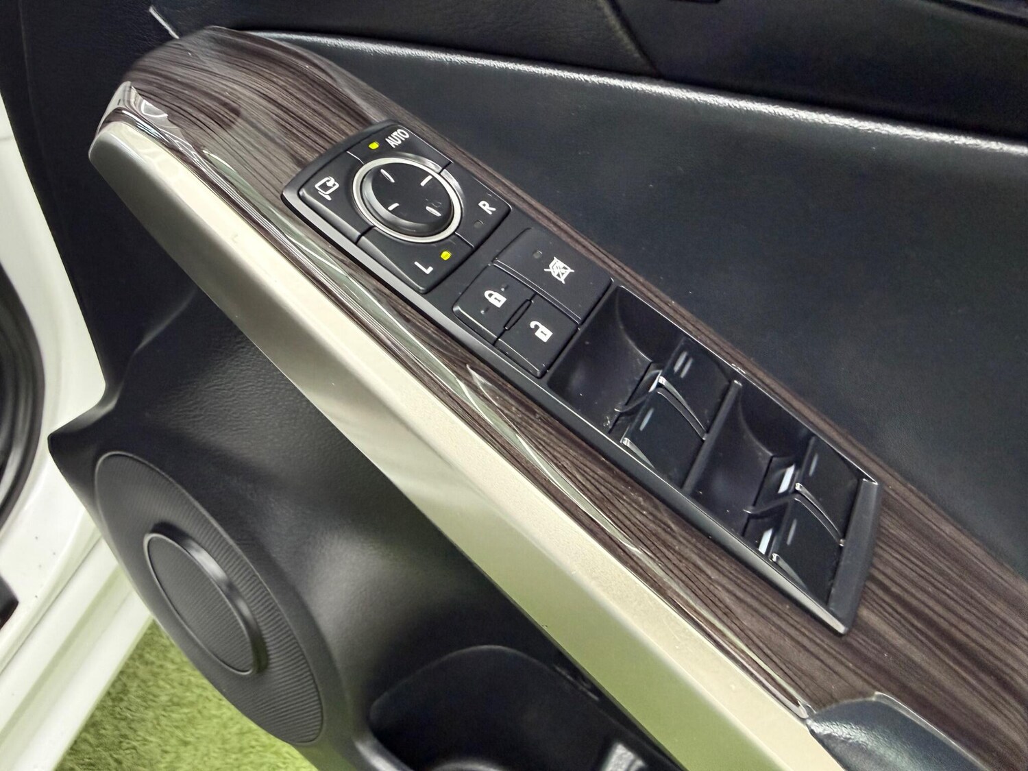 Used Lexus IS for sale - 78156733: Photo 43