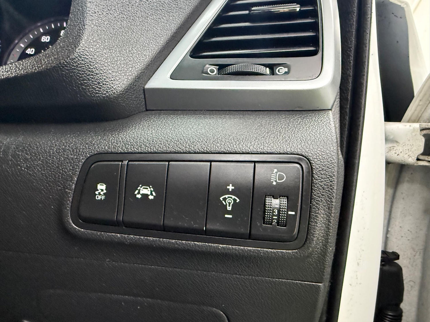 Used Hyundai TUCSON 2017 for sale - 77084428: Photo 42