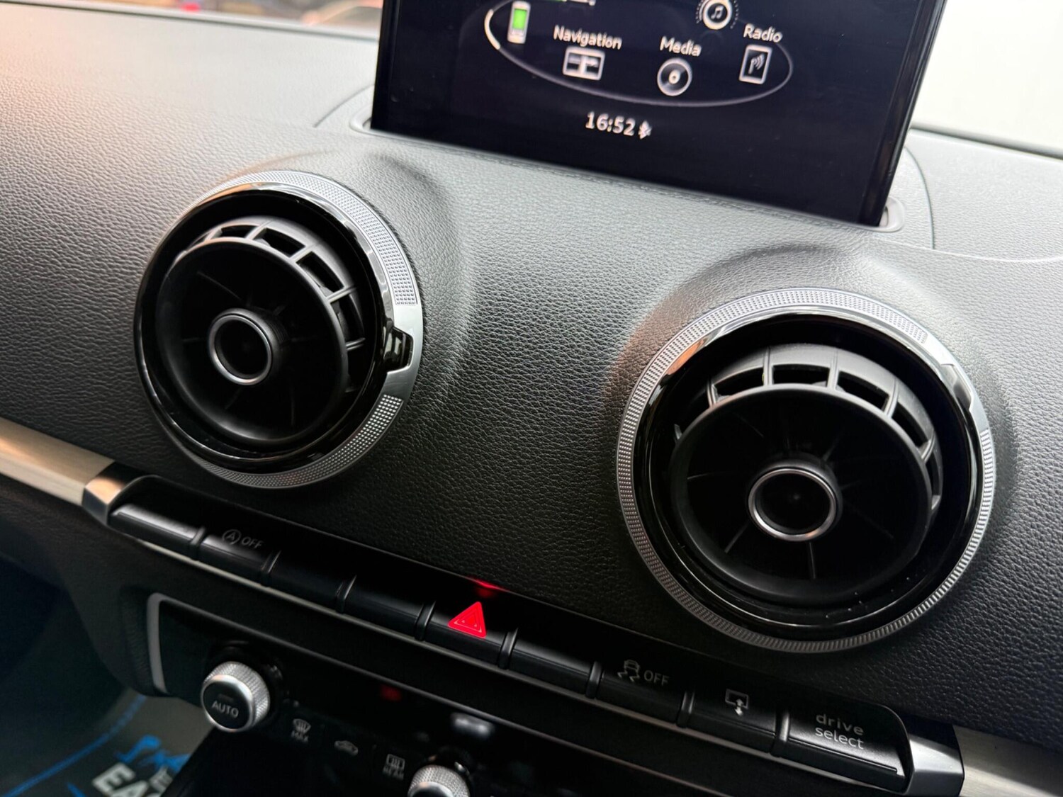 Used Audi A3 2014 for sale - 77469282: Photo 45