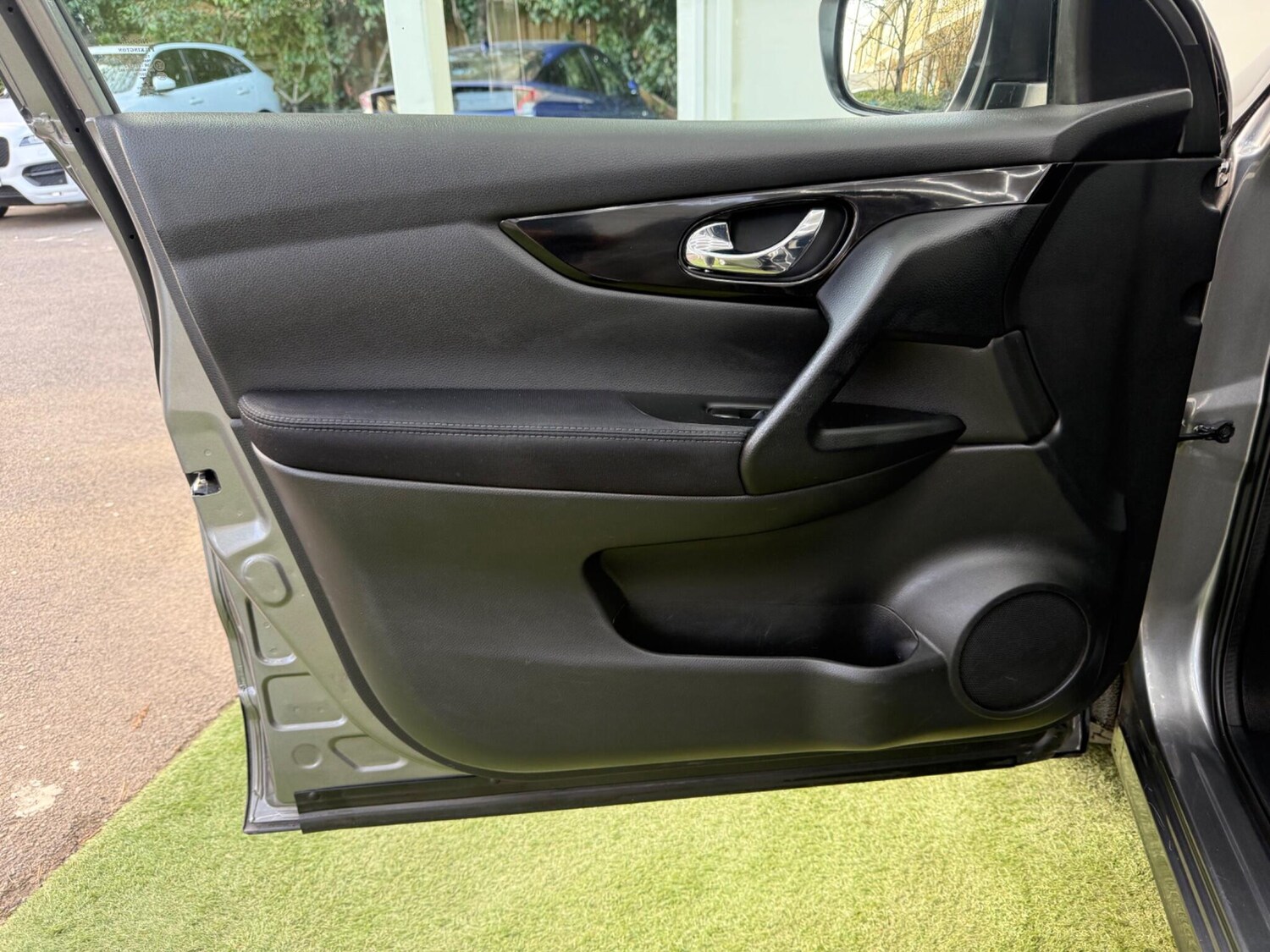 Used Nissan Qashqai for sale - 77683082: Photo 27