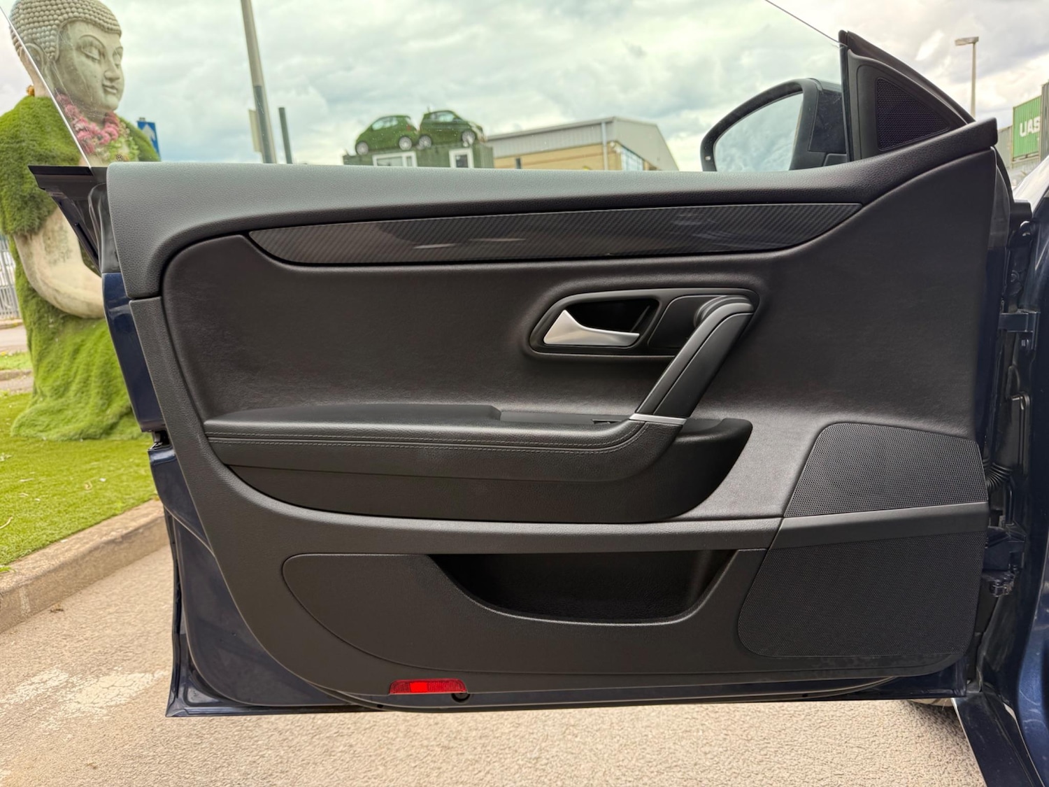 Used Volkswagen CC 2016 for sale - 76753137: Photo 28