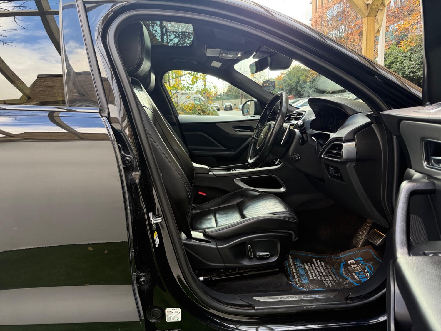 Used Jaguar F-Pace 2019 for sale - 76521493: Photo 14