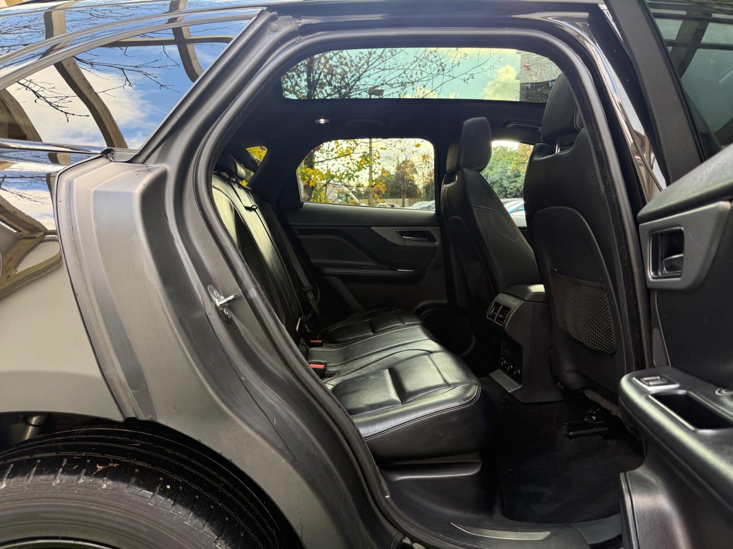 Used Jaguar F-Pace 2019 for sale - 76521493: Photo 18