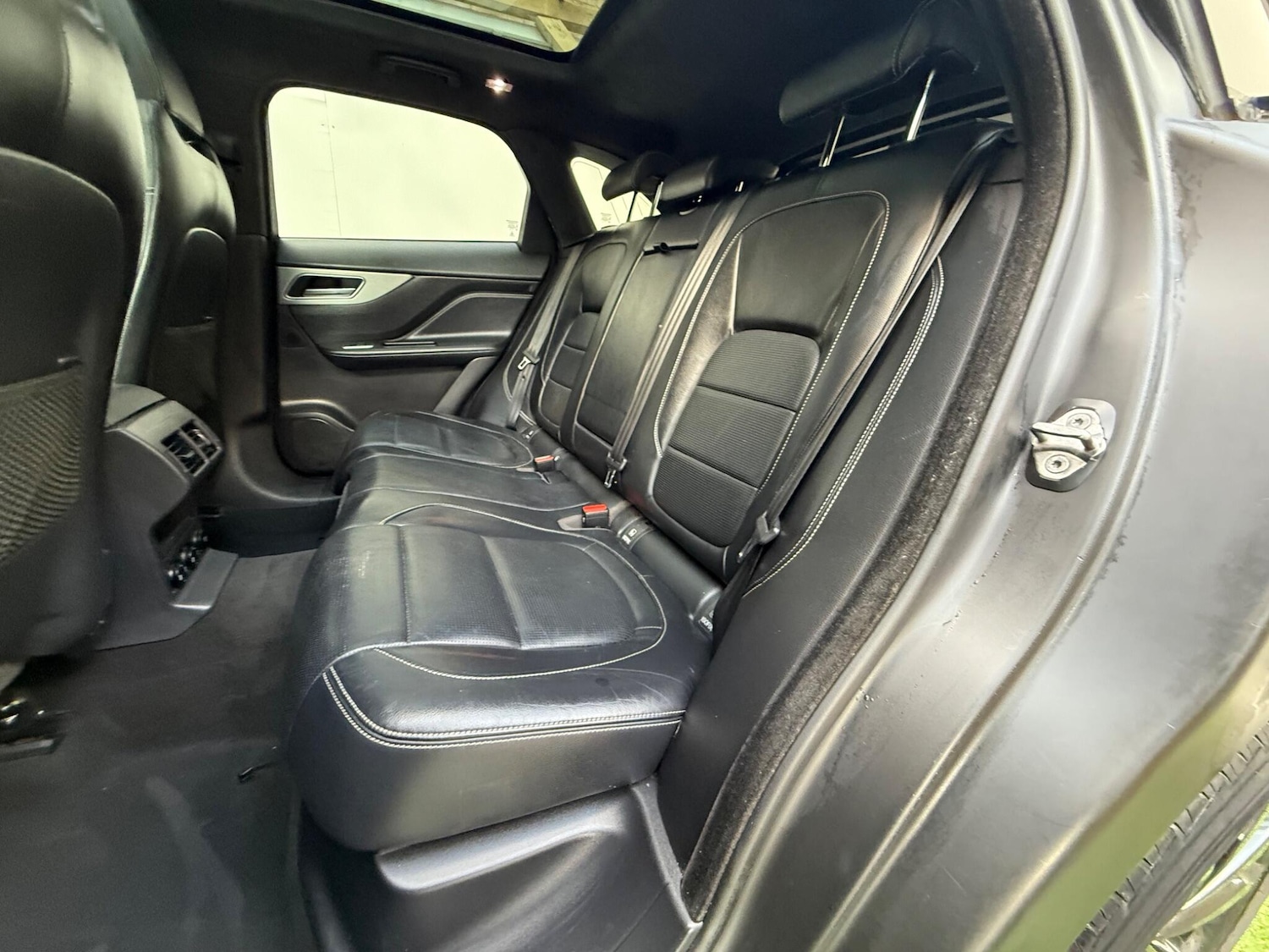 Used Jaguar F-Pace 2019 for sale - 76521493: Photo 24