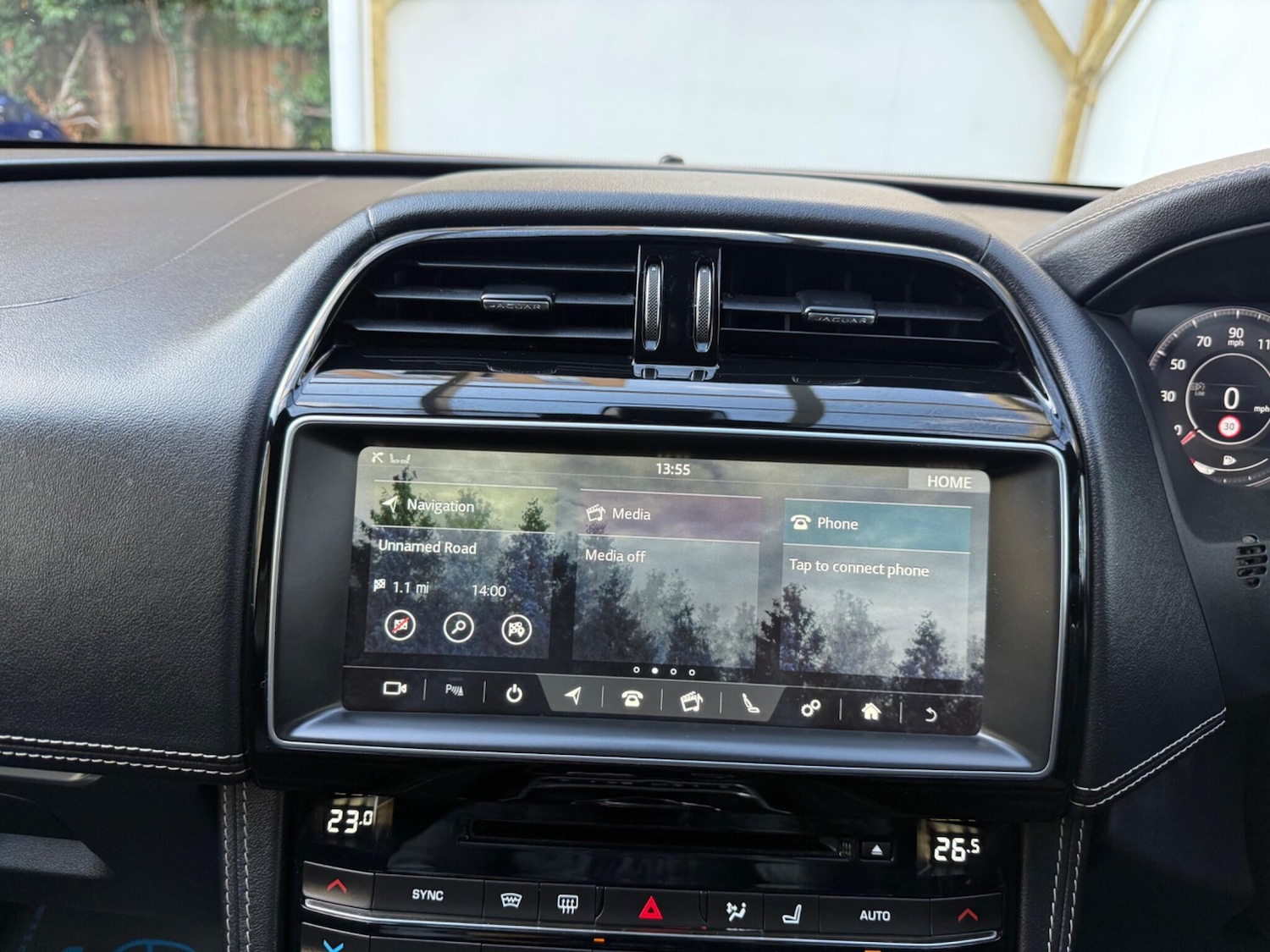 Used Jaguar F-Pace 2019 for sale - 76521493: Photo 29