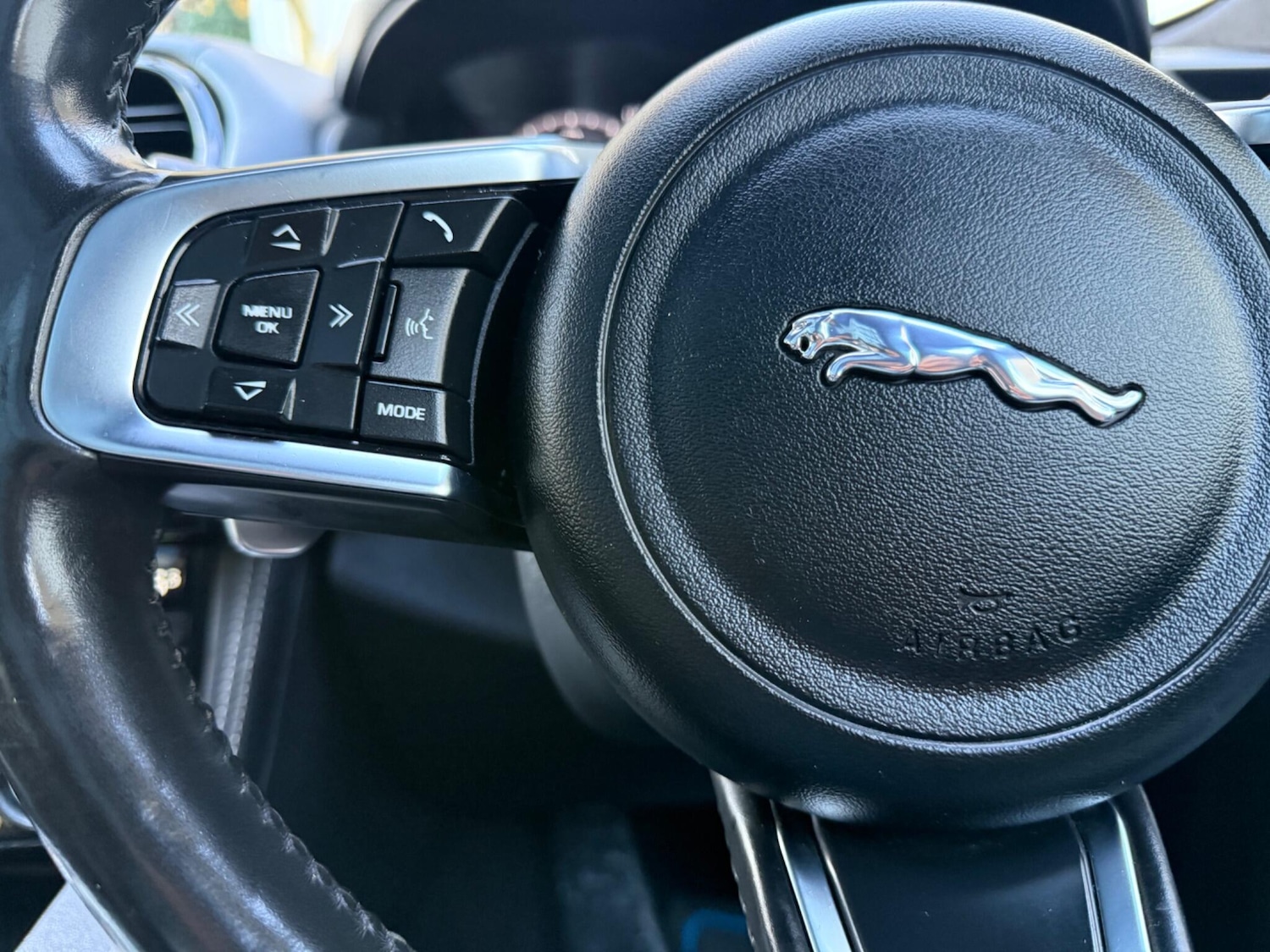 Used Jaguar F-Pace 2019 for sale - 76521493: Photo 34