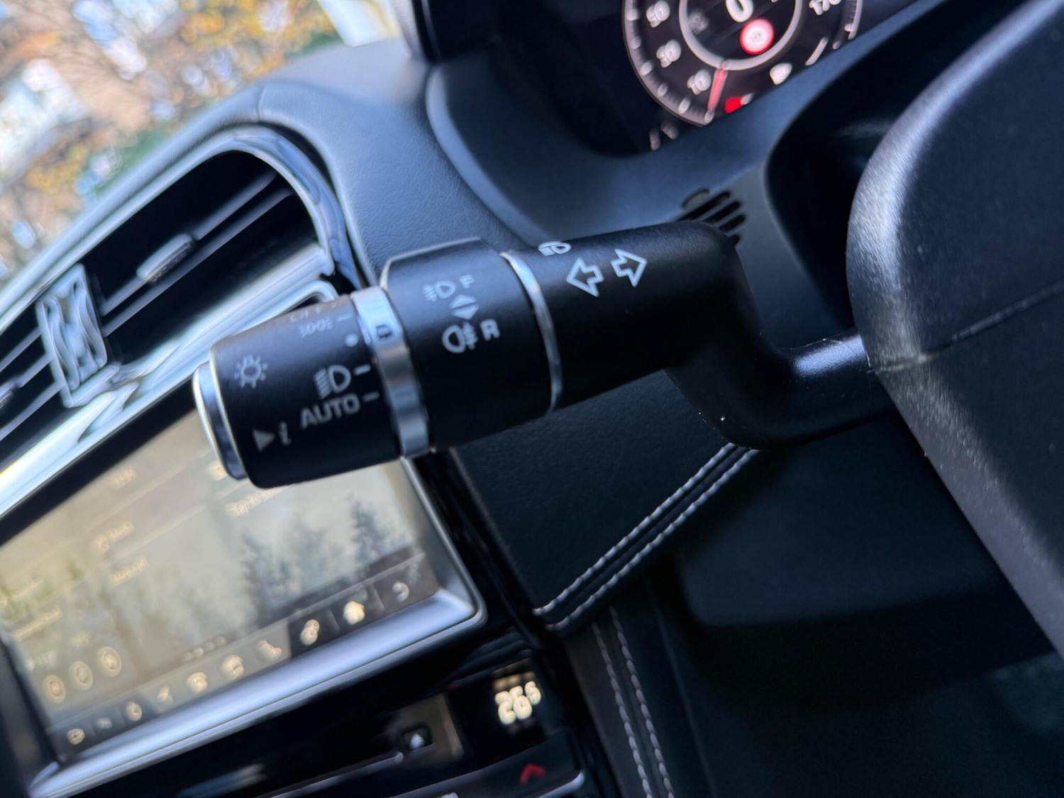 Used Jaguar F-Pace 2019 for sale - 76521493: Photo 36