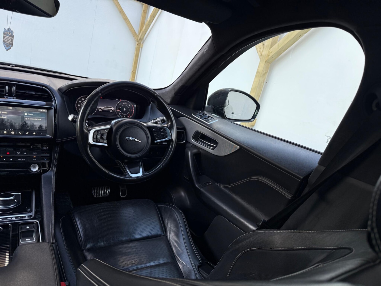 Used Jaguar F-Pace 2019 for sale - 76521493: Photo 39