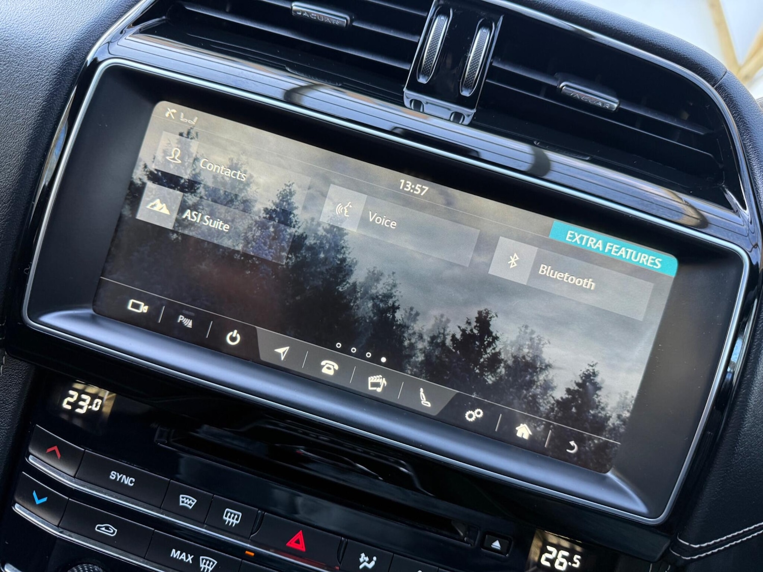 Used Jaguar F-Pace 2019 for sale - 76521493: Photo 47