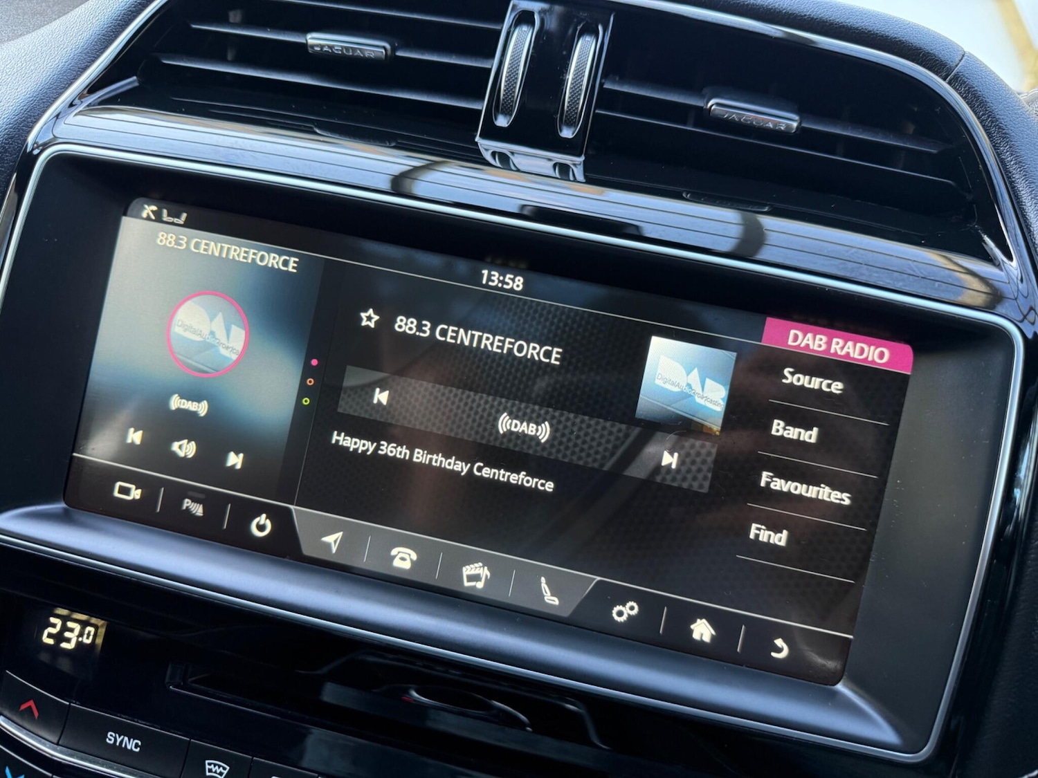 Used Jaguar F-Pace 2019 for sale - 76521493: Photo 50