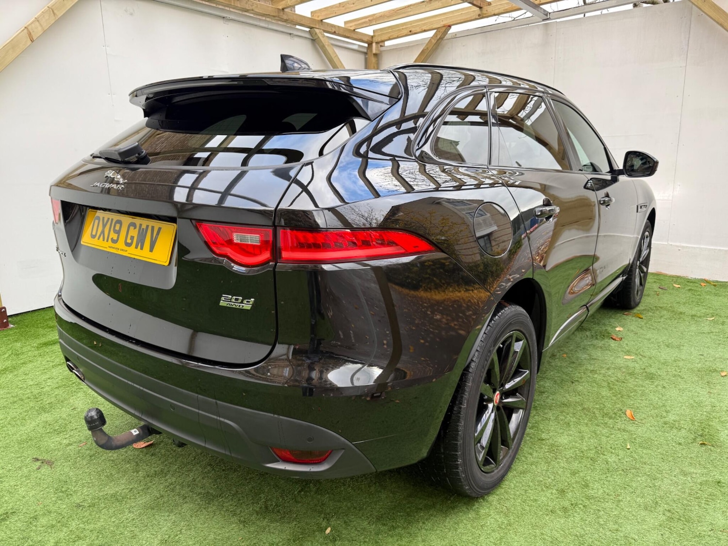 Used Jaguar F-Pace 2019 for sale - 76521493: Photo 6