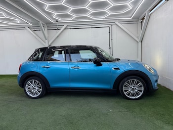 Used MINI Hatch 2018 for sale - 78966223: Photo