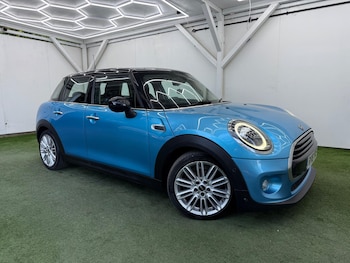 Used MINI Hatch 2018 for sale - 78966223: Photo