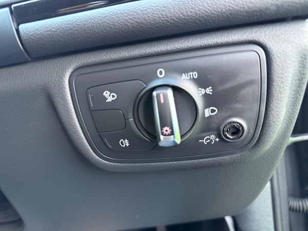 Used Audi A6 Saloon 2014 for sale - 75539952: Photo 44
