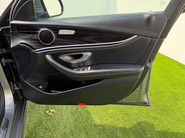Used Mercedes-Benz E Class 2017 for sale - 75578342: Photo 17