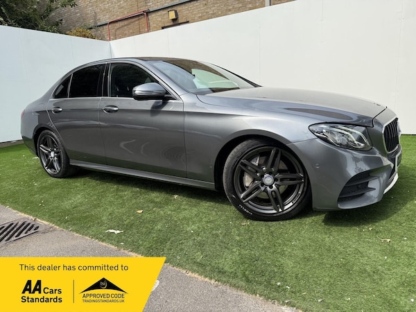 Used Mercedes-Benz E Class 2017 for sale - 75578342: Photo 1