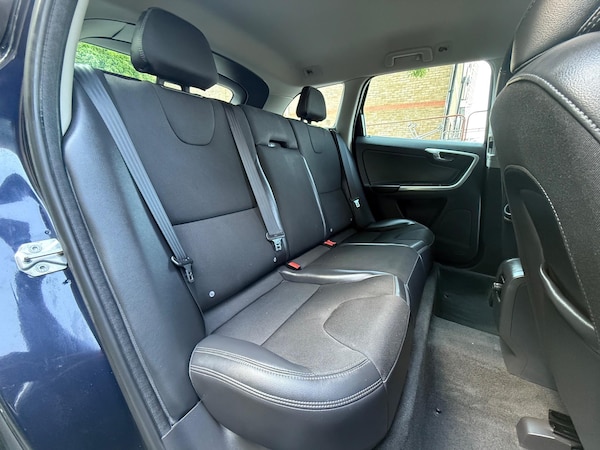 Used Volvo XC60 2015 for sale - 74585735: Photo 15
