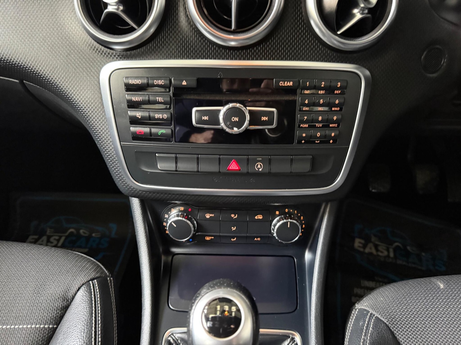 Used Mercedes-Benz A-Class 2015 for sale - 76597459: Photo 30