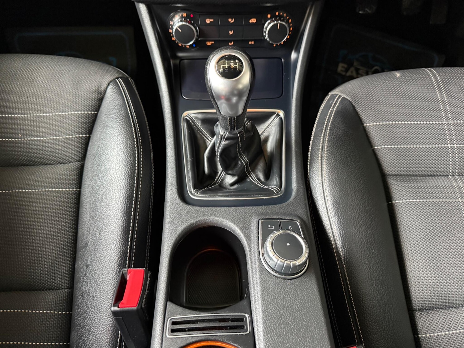 Used Mercedes-Benz A-Class 2015 for sale - 76597459: Photo 31