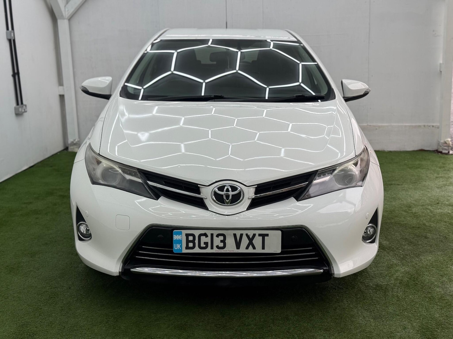 Used Toyota Auris 2013 for sale - 77344384: Photo 12