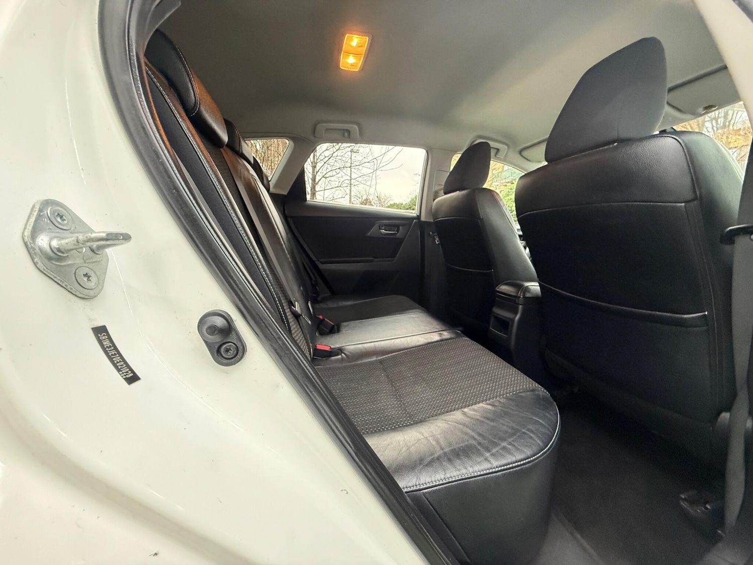 Used Toyota Auris 2013 for sale - 77344384: Photo 19