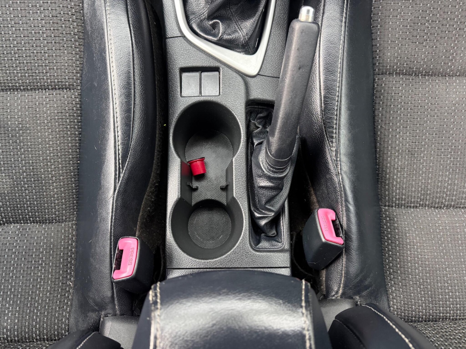 Used Toyota Auris 2013 for sale - 77344384: Photo 31