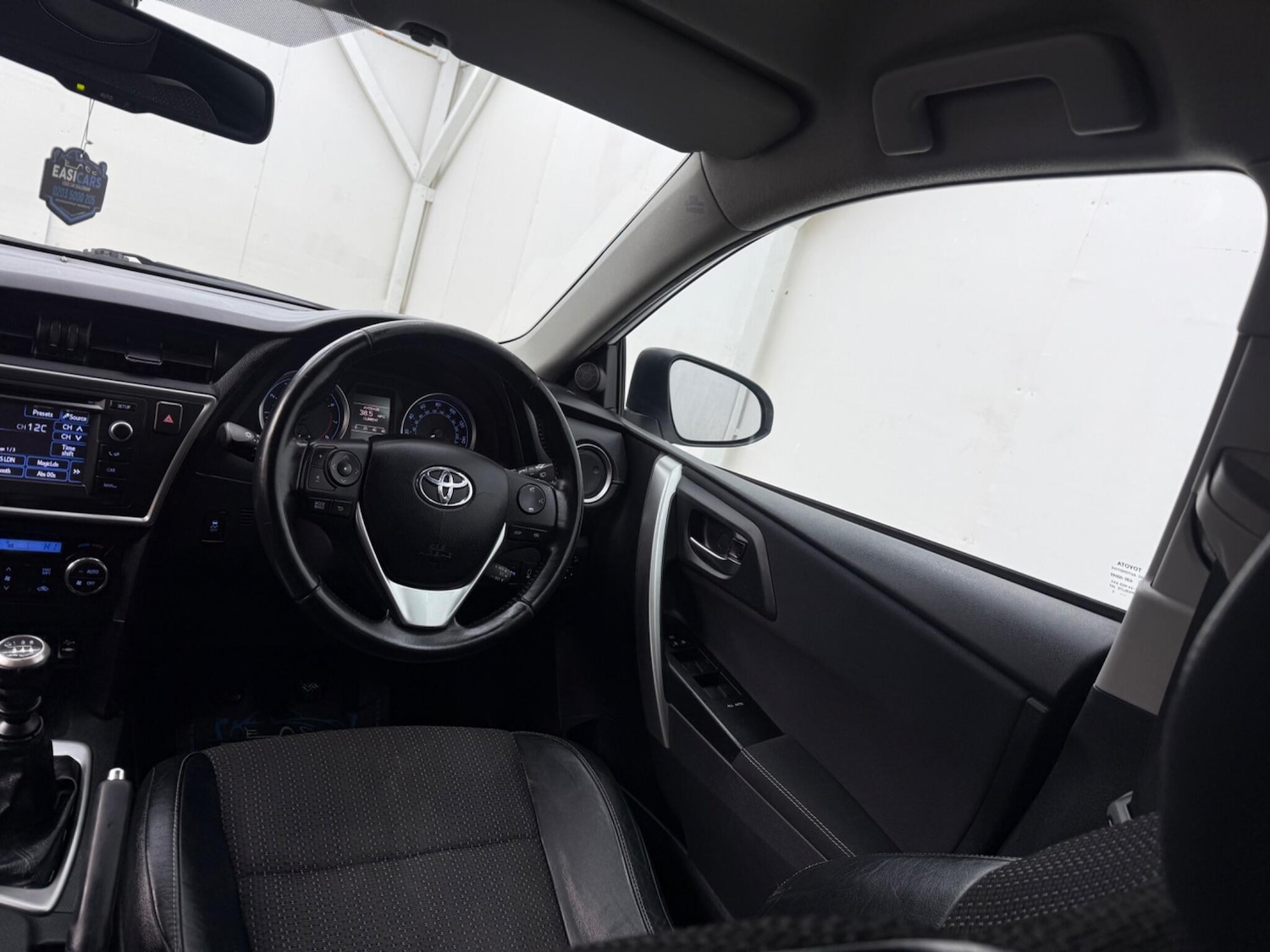 Used Toyota Auris 2013 for sale - 77344384: Photo 39