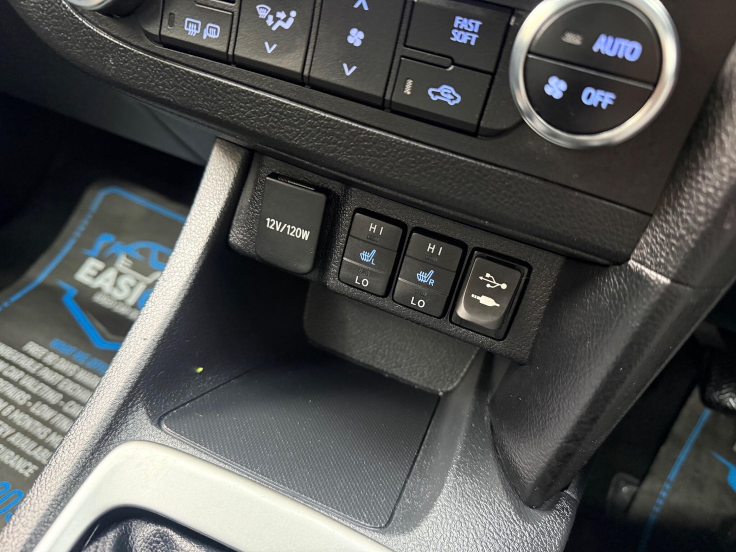 Used Toyota Auris 2013 for sale - 77344384: Photo 50