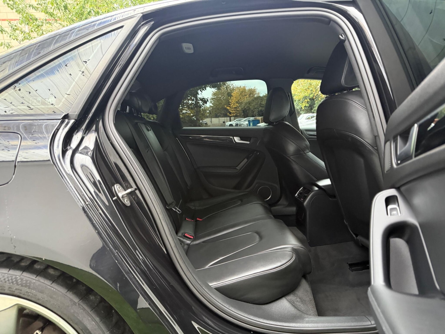 Used Audi A4 2014 for sale - 76294853: Photo 18