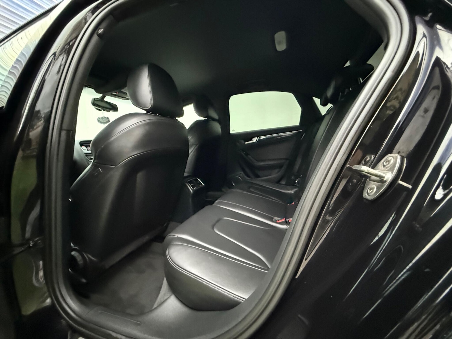 Used Audi A4 2014 for sale - 76294853: Photo 23