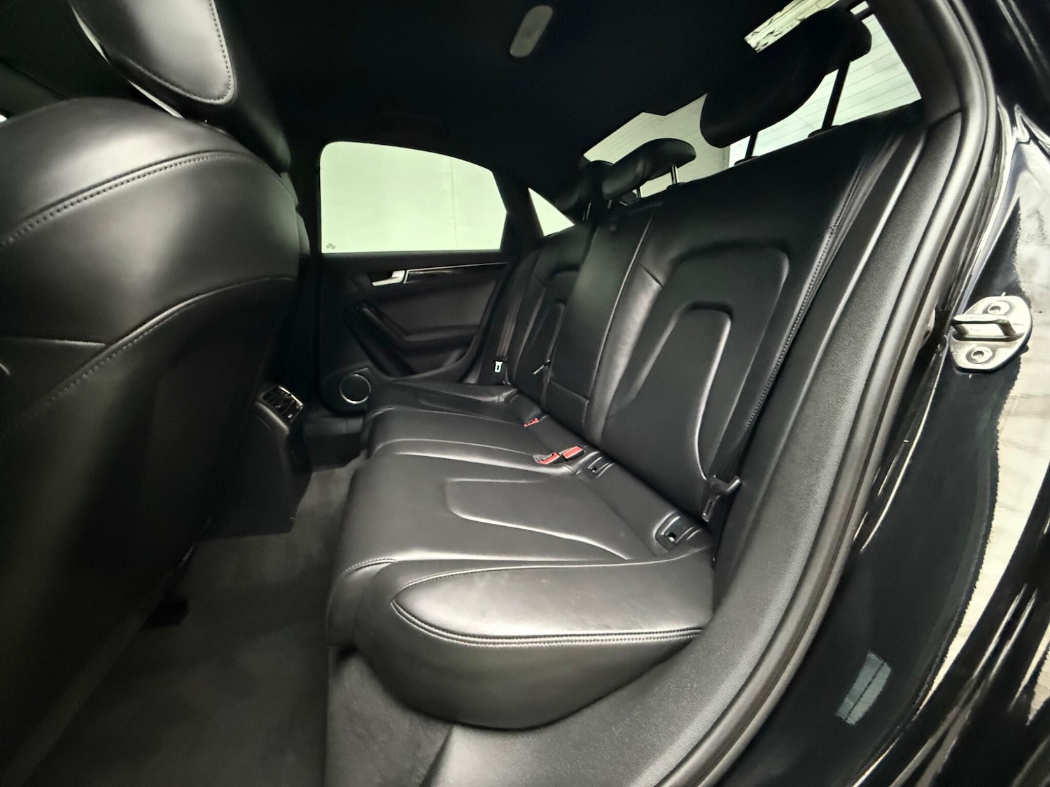 Used Audi A4 2014 for sale - 76294853: Photo 24