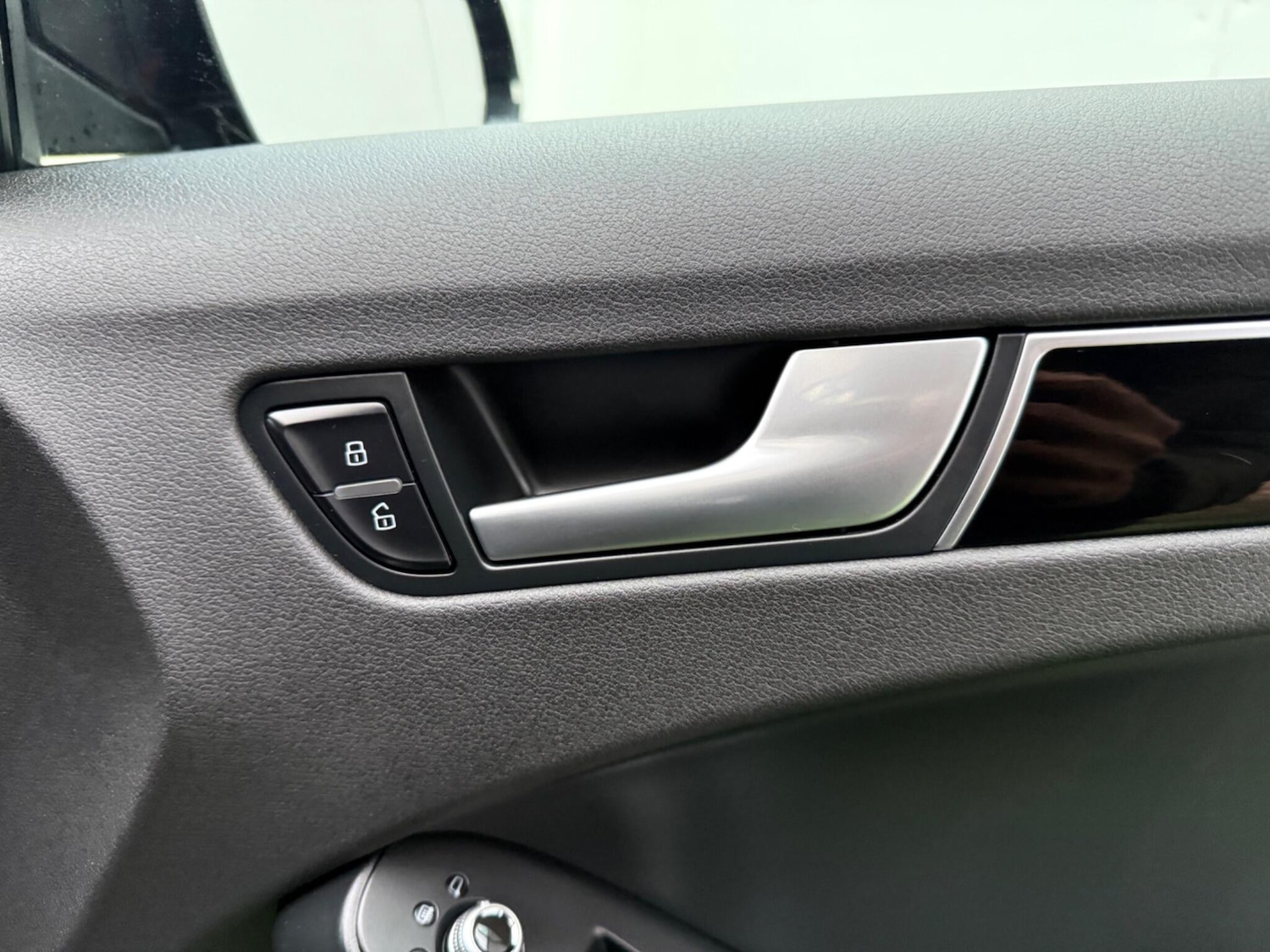 Used Audi A4 2014 for sale - 76294853: Photo 41