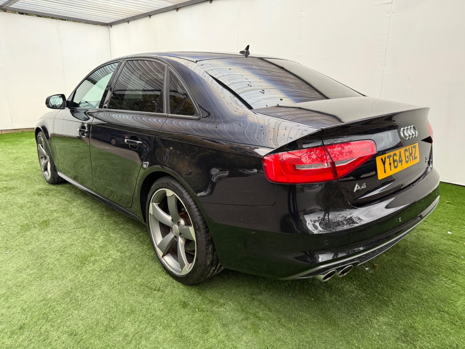 Used Audi A4 2014 for sale - 76294853: Photo 9