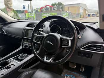 Used Jaguar F-Pace 2017 for sale - 75477554: Photo