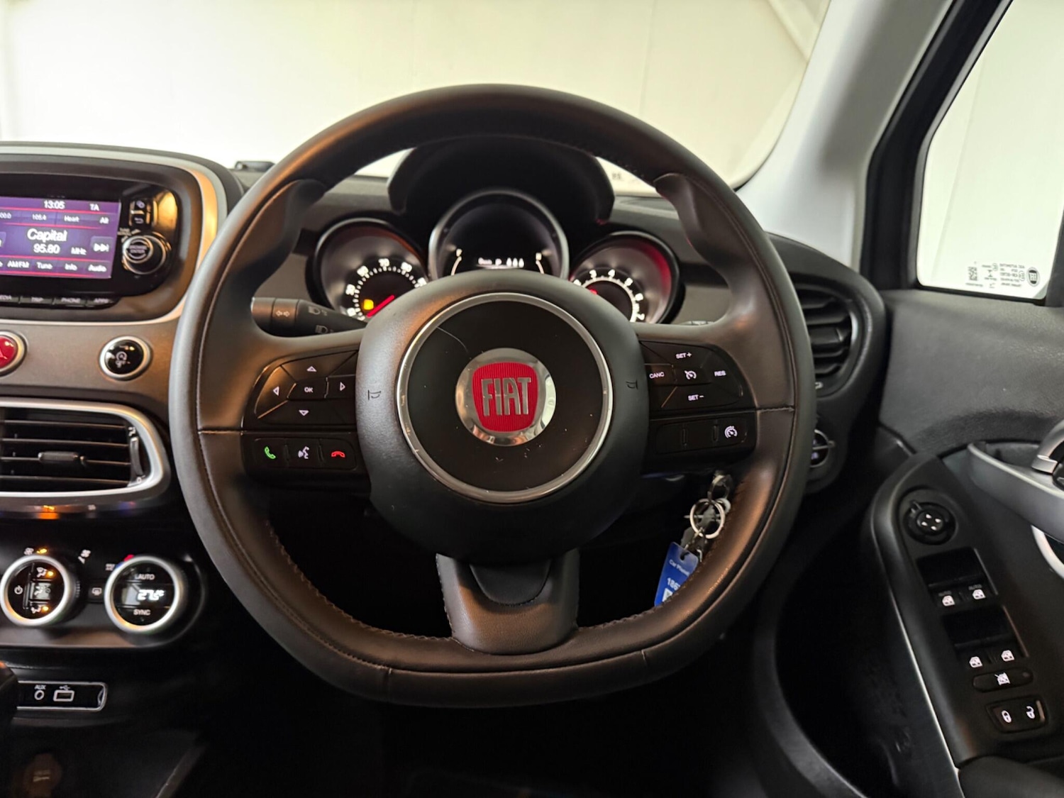 Used Fiat 500X 2016 for sale - 77040259: Photo 32