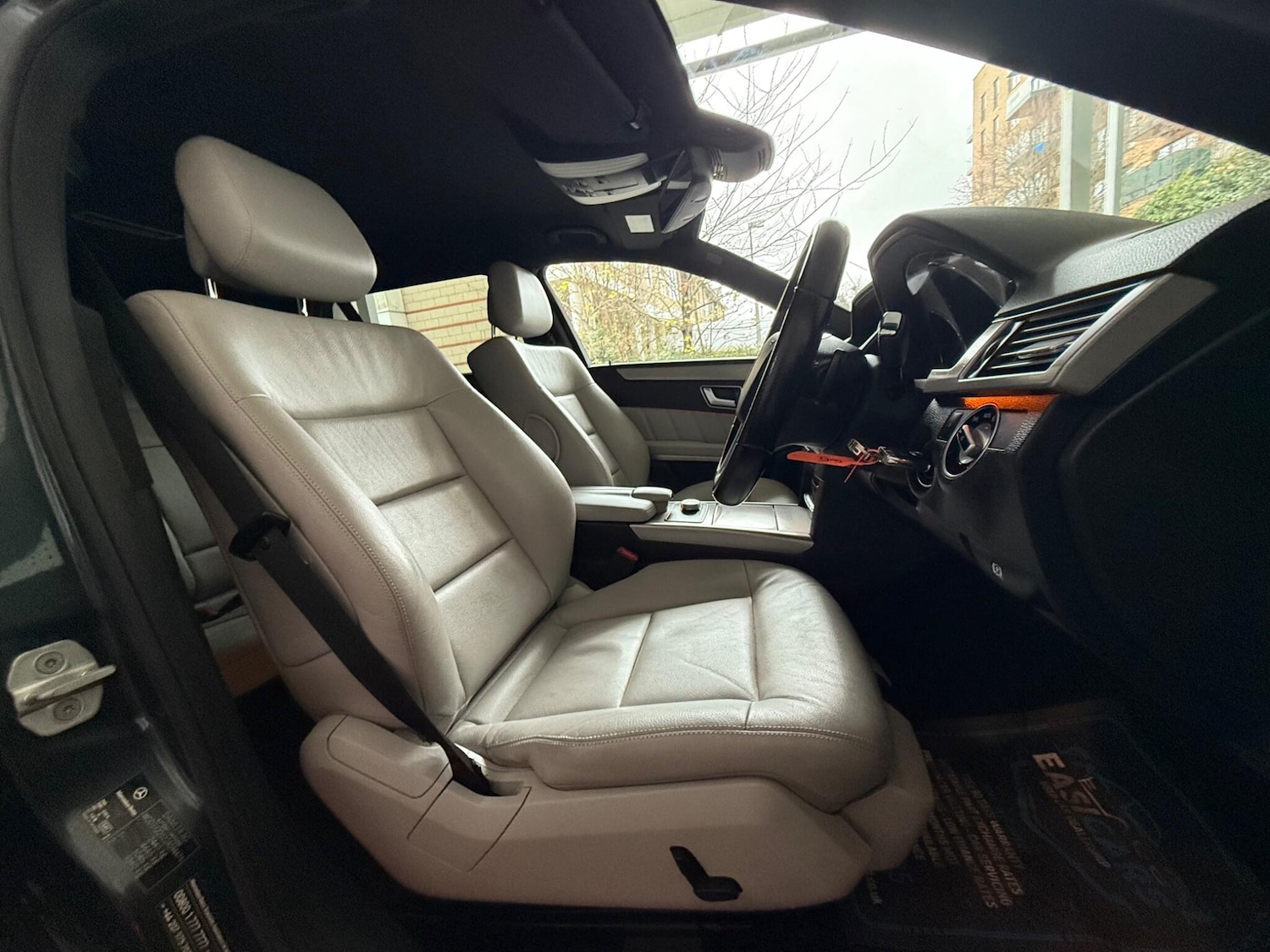 Used Mercedes-Benz E Class for sale - 77852831: Photo 15