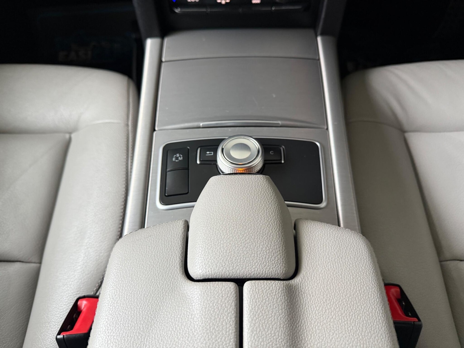 Used Mercedes-Benz E Class for sale - 77852831: Photo 30