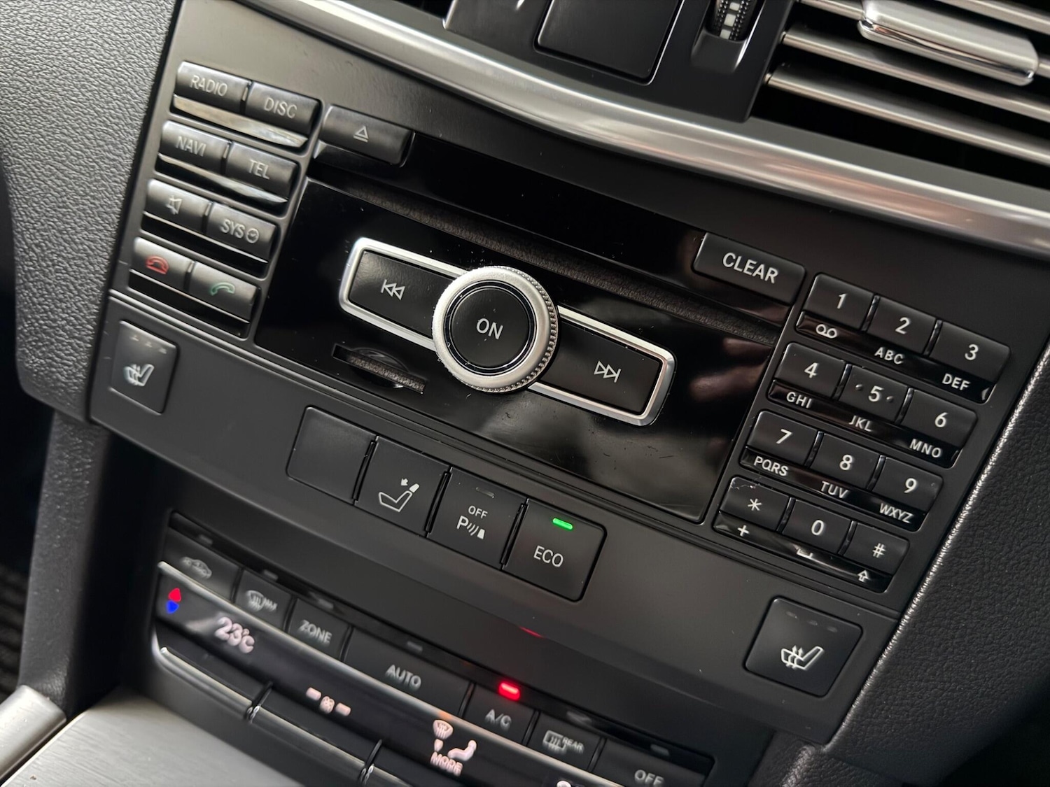 Used Mercedes-Benz E Class for sale - 77852831: Photo 49