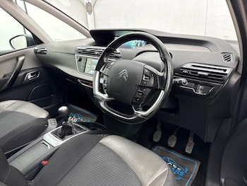 Used Citroen Grand C4 Picasso 2016 for sale - 79387411: Photo