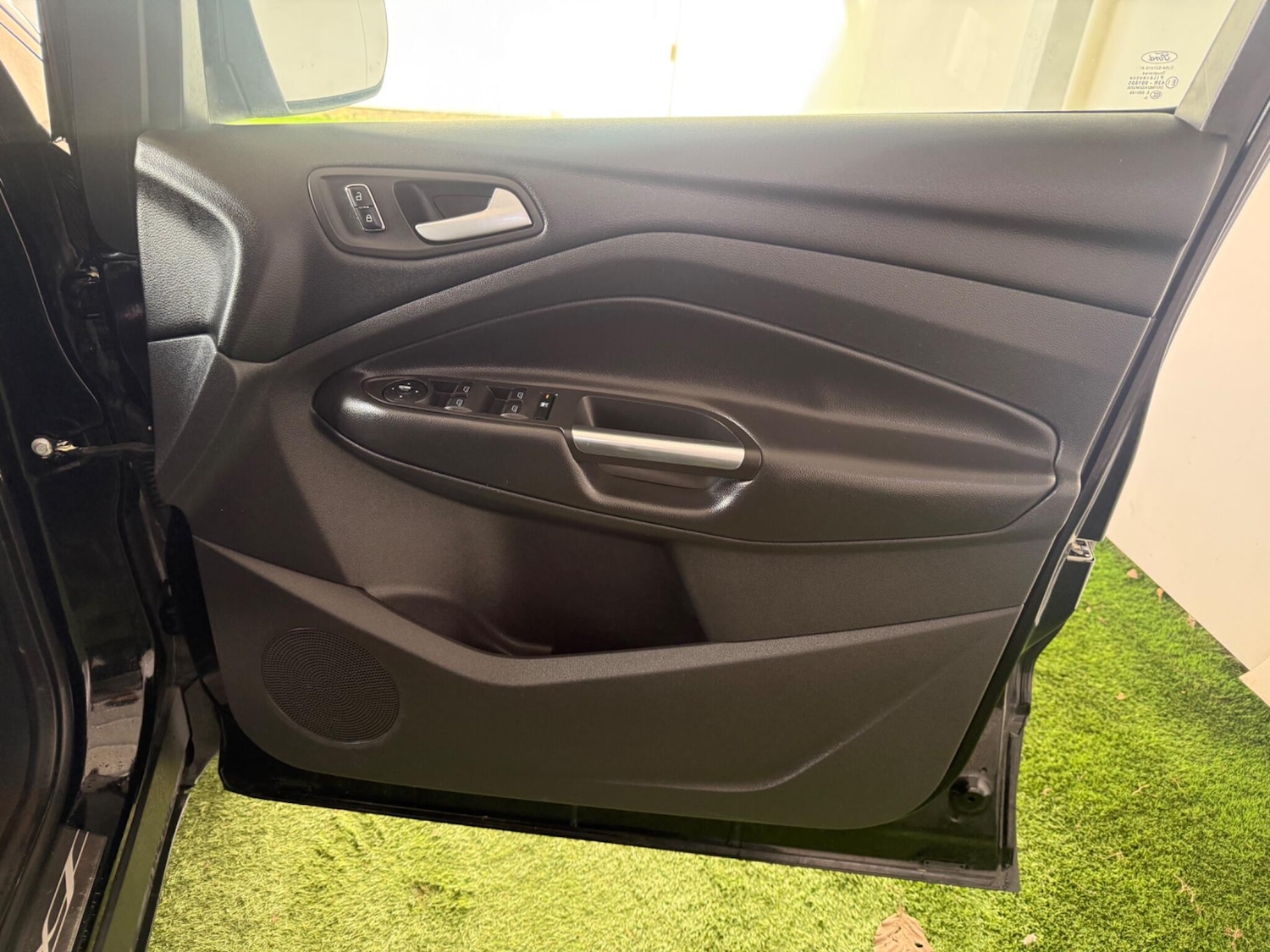 Used Ford Kuga 2015 for sale - 77377649: Photo 18