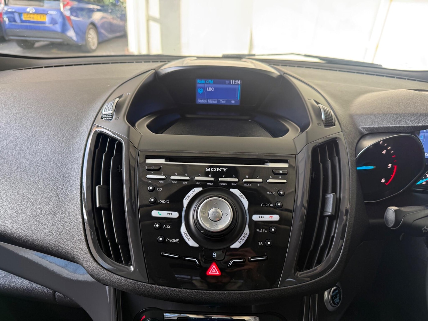 Used Ford Kuga 2015 for sale - 77377649: Photo 30