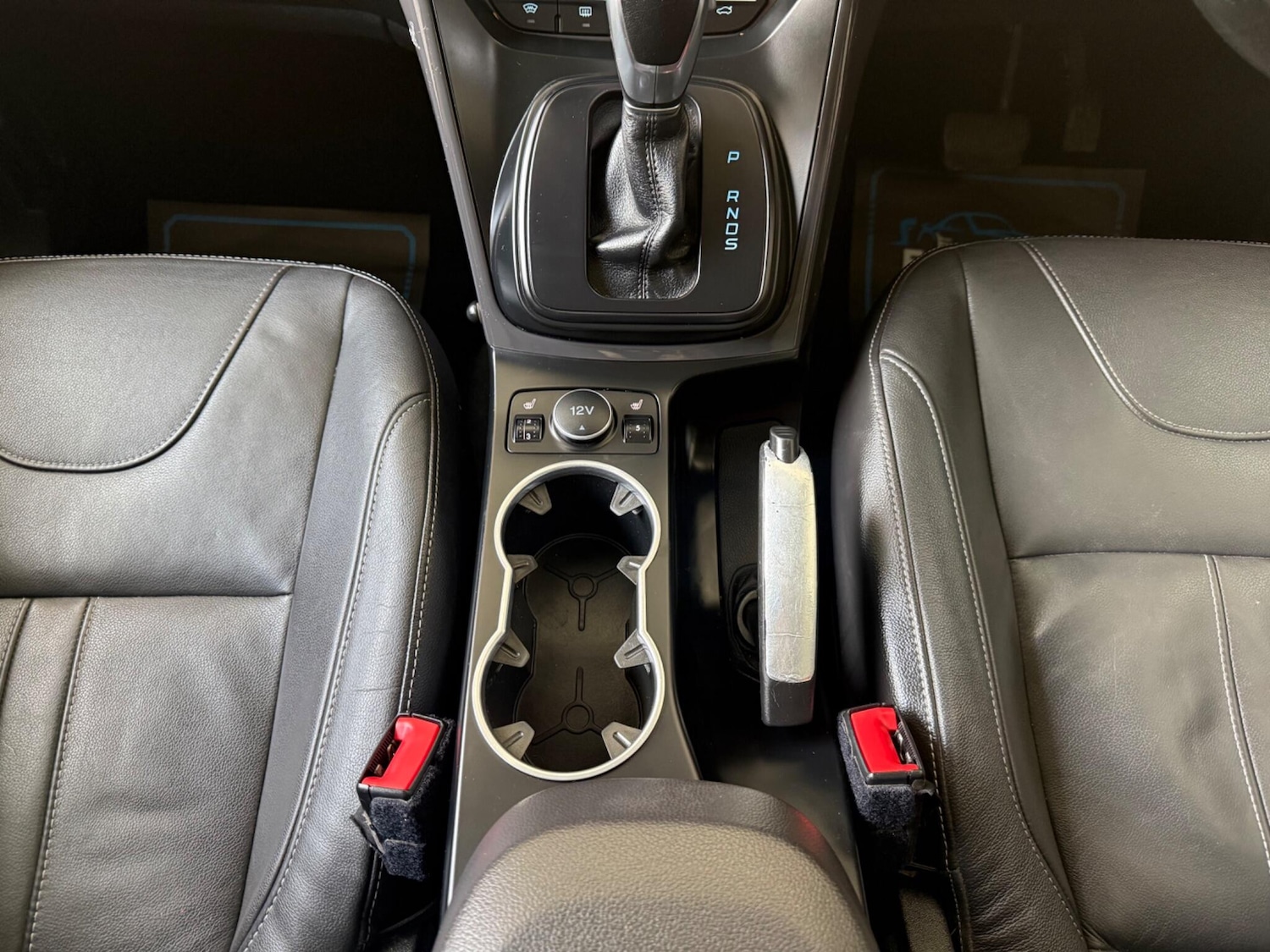 Used Ford Kuga 2015 for sale - 77377649: Photo 32