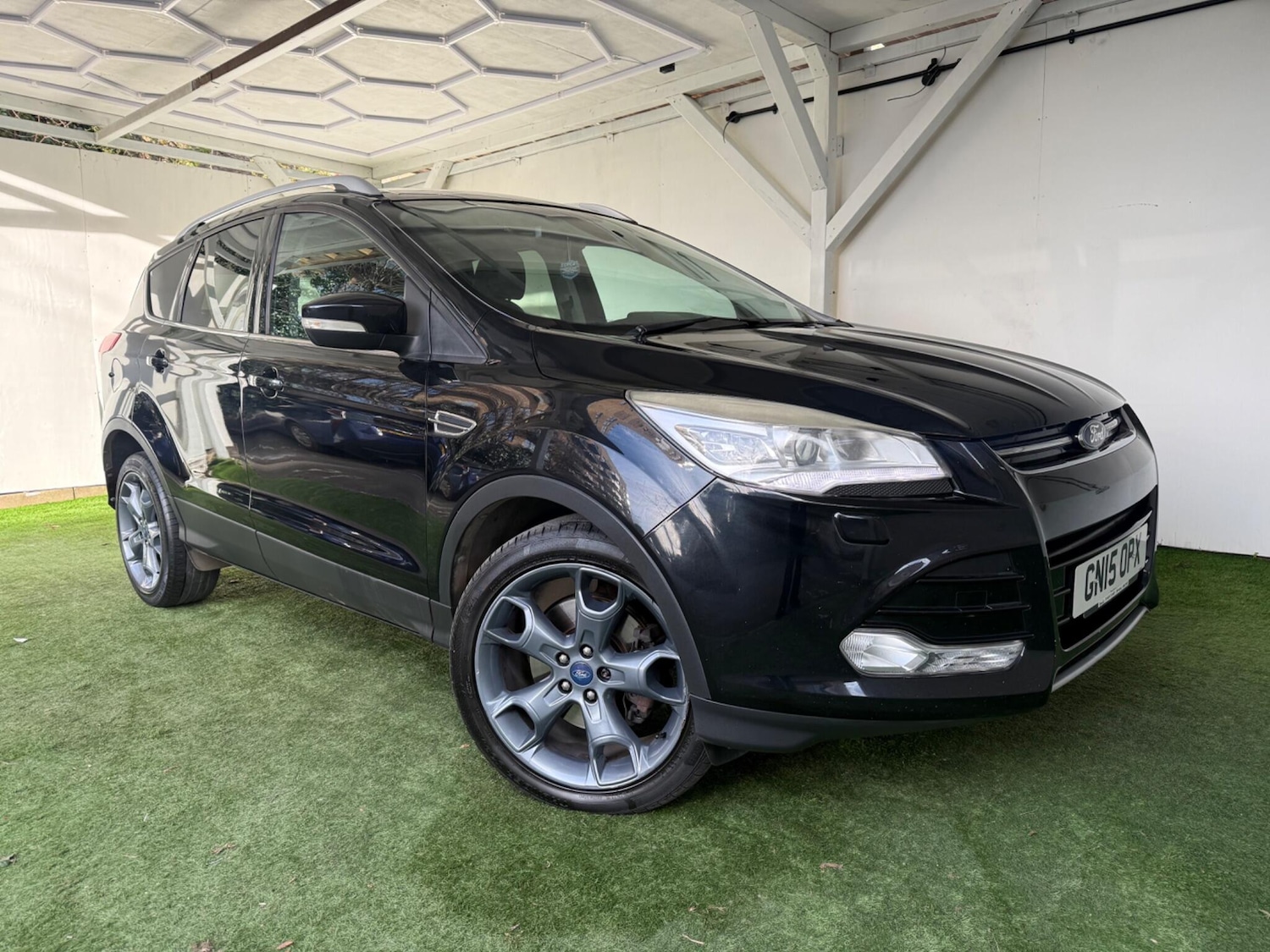 Used Ford Kuga 2015 for sale - 77377649: Photo 4