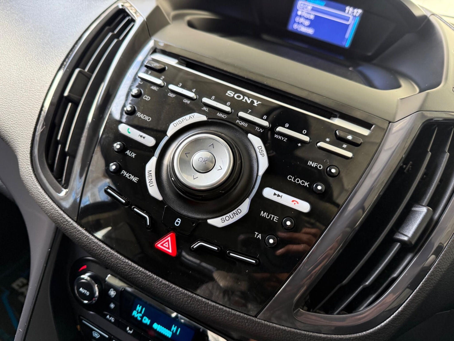 Used Ford Kuga 2015 for sale - 77377649: Photo 48